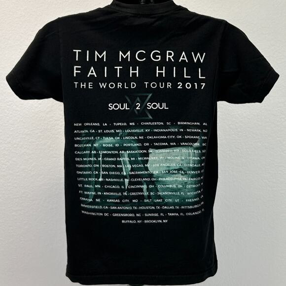 Tim McGraw Faith Hill 2017 Tour T Shirt Mens S Small Black Soul 2 Soul Country - Picture 3 of 7